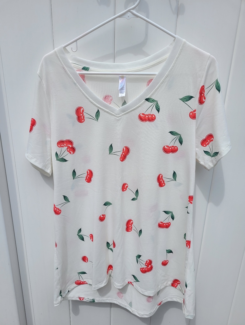 NWOT Large LuLaRoe Christy Tee